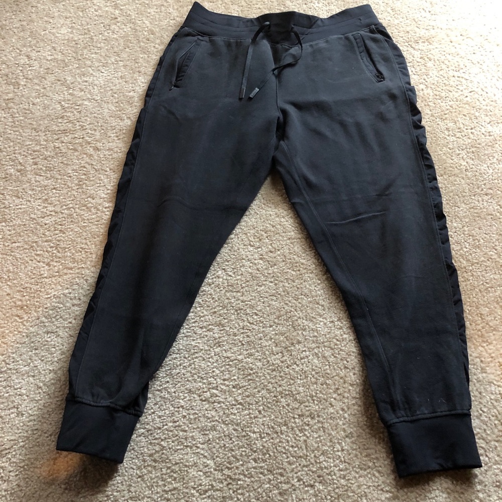 Lululemon joggers
